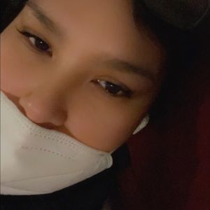 Meet your Posher, April jaye